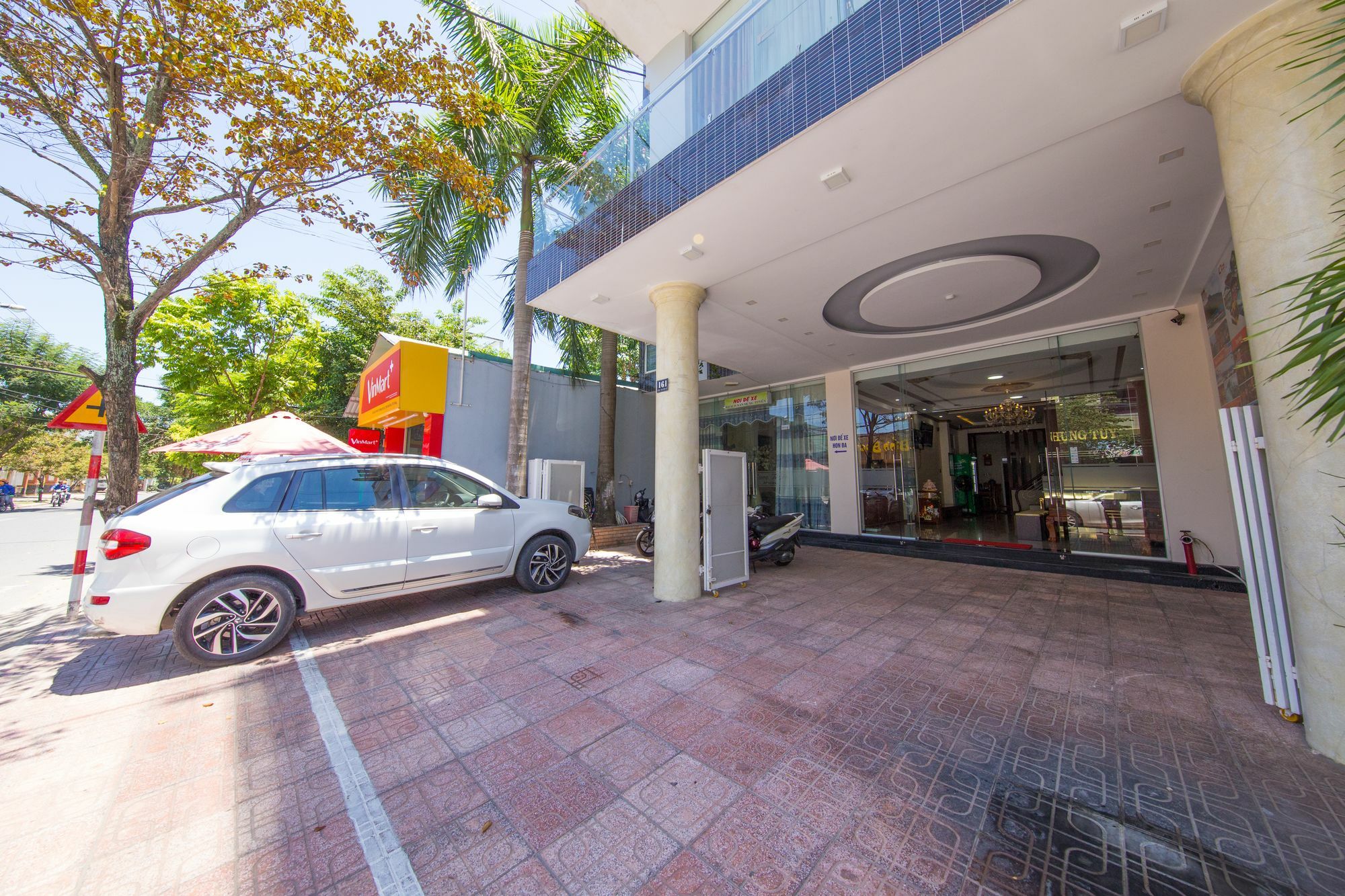 Hung Tuyen Hotel ダナン市 エクステリア 写真